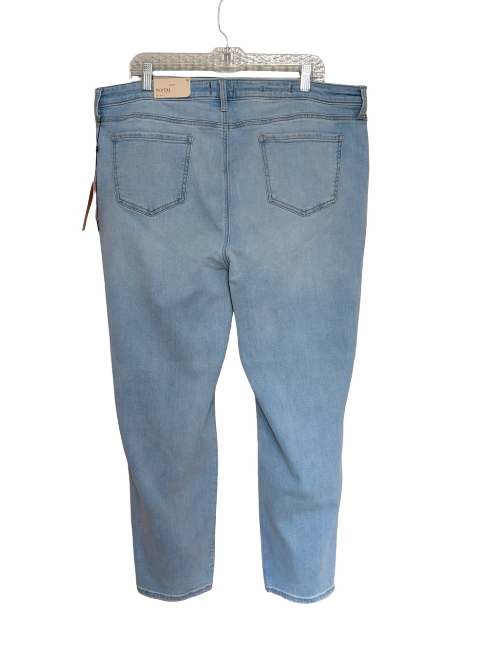 NEW NYDJ Stella Relaxed Tapered Ankle Jeans in Estrella Light Wash - Size 18 - Picture 2 of 10